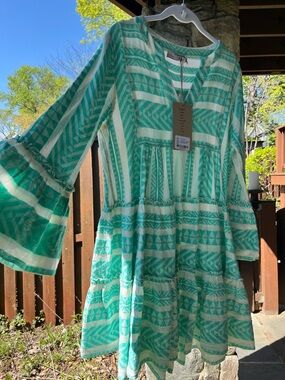 Devotion TWINS Green and White Midi Dress